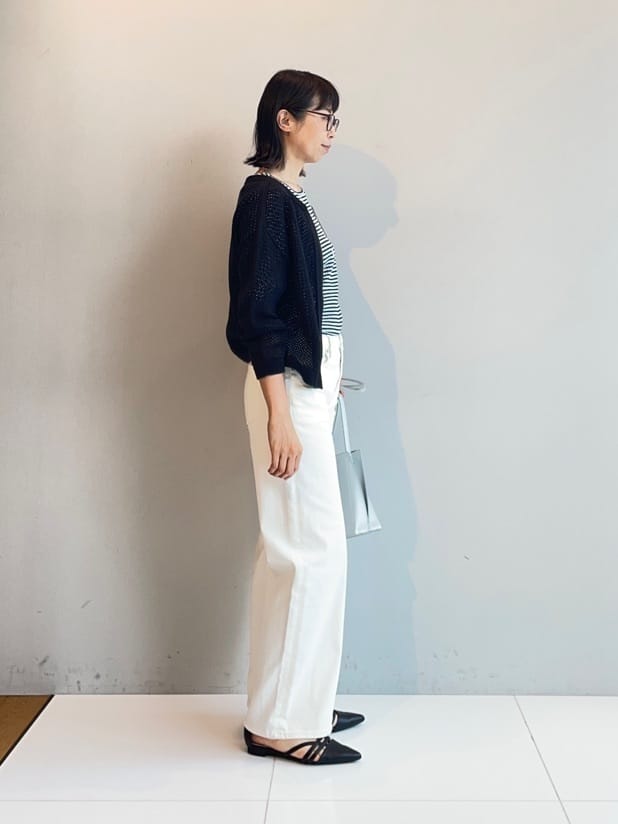 murayamaさんの「INDIVI｜【褒められデニム】ワイドストレート デニムパンツ」を使ったコーディネート