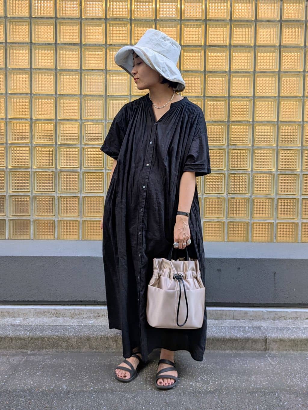 MTさんの「HIROKO HAYASHI｜LUINI SATINE（ルイーニ サティーネ）ショルダーバッグ」を使ったコーディネート