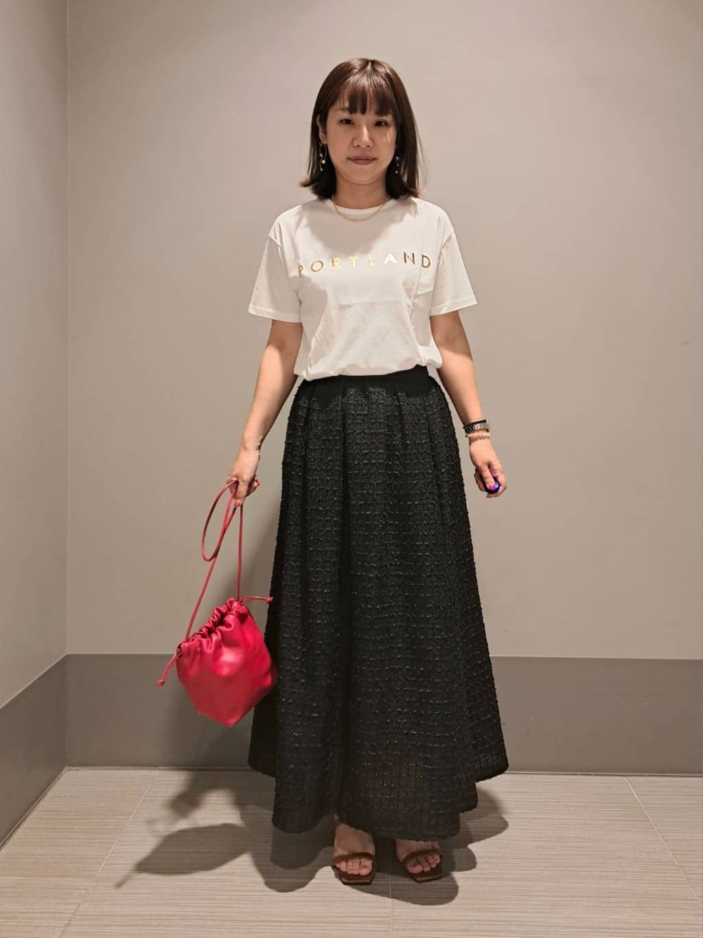 Takahashiさんの「DRESSTERIOR｜◆20／1シルケット風天竺Tシャツ」を使ったコーディネート