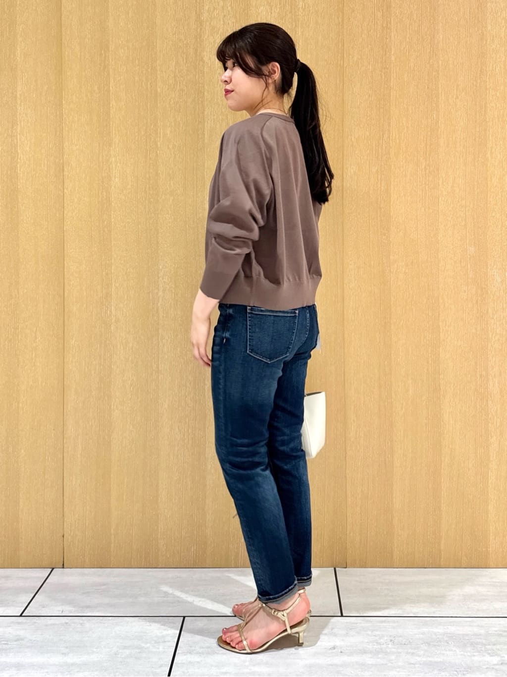 nanaさんの「UNTITLED｜【Healthy DENIM&times;UNTITLED】別注 R Mrytle（リマートル）テーパードデニム」を使ったコーディネート