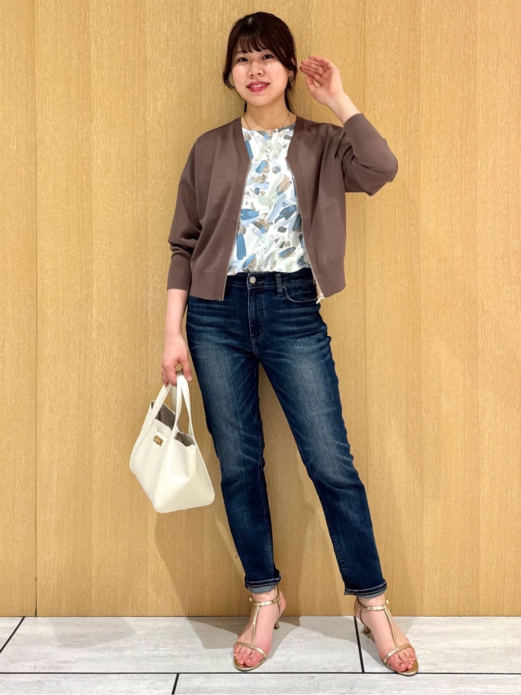 nanaさんの「UNTITLED｜【Healthy DENIM&times;UNTITLED】別注 R Mrytle（リマートル）テーパードデニム」を使ったコーディネート