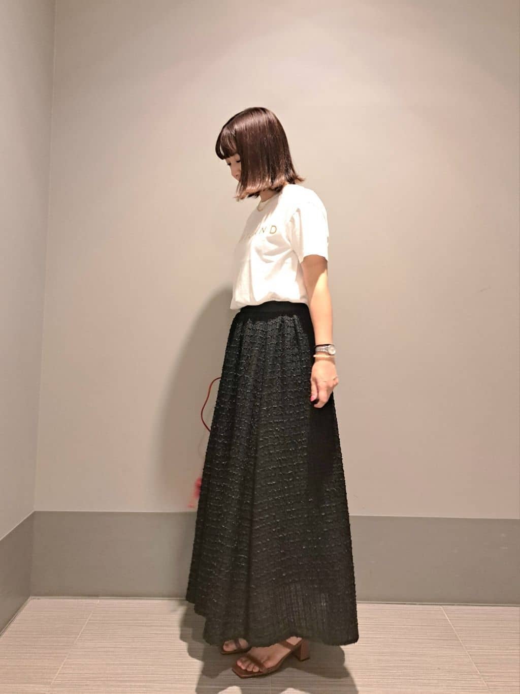 Takahashiさんの「DRESSTERIOR｜◆20／1シルケット風天竺Tシャツ」を使ったコーディネート