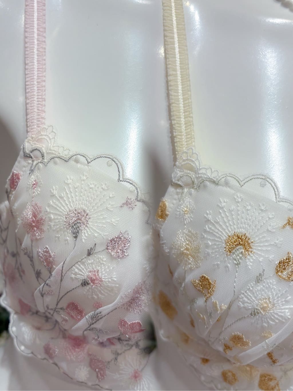 Hisaeさんの「Risa Magli｜ミリ ブラジャー （E-F） ＜スウィートリッチ＞」を使ったコーディネート