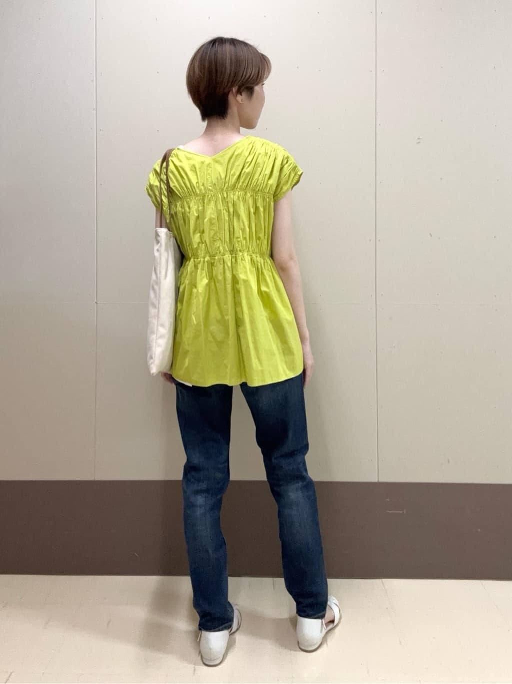 mioさんの「UNTITLED｜【選べる3柄】フラットトートバッグ」を使ったコーディネート