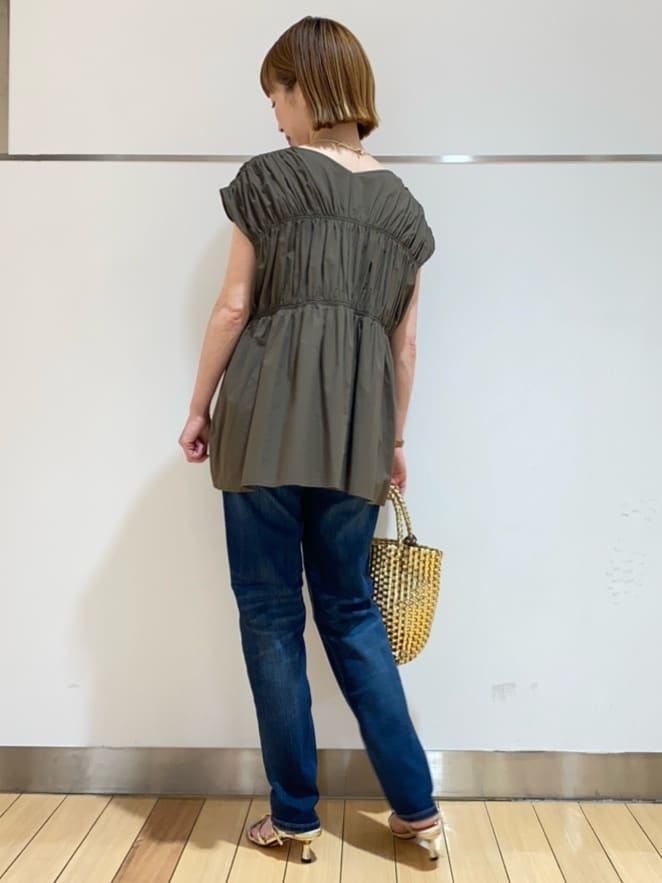 あやさんの「UNTITLED｜【Healthy DENIM&times;UNTITLED】別注 R Mrytle（リマートル）テーパードデニム」を使ったコーディネート