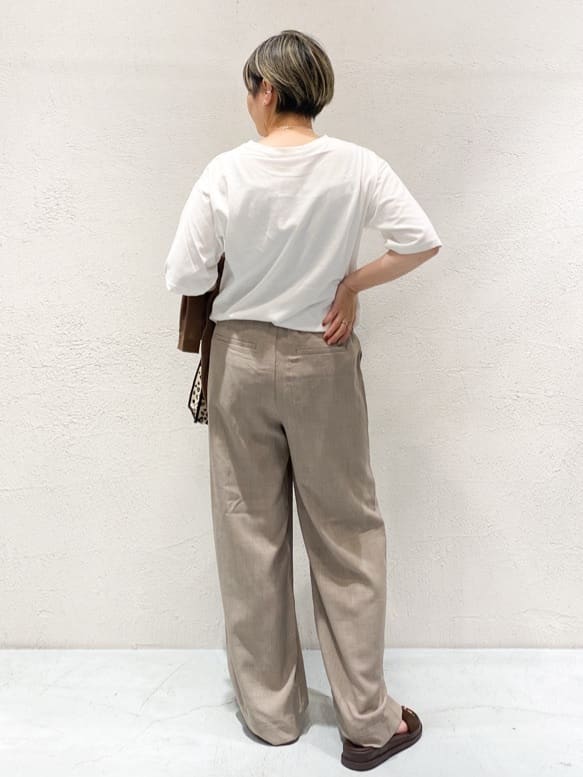 ばっちょさんの「grove｜◆【接触冷感/UVカットetc】夏に嬉しい機能付き！ベーシックショートカーディガン」を使ったコーディネート