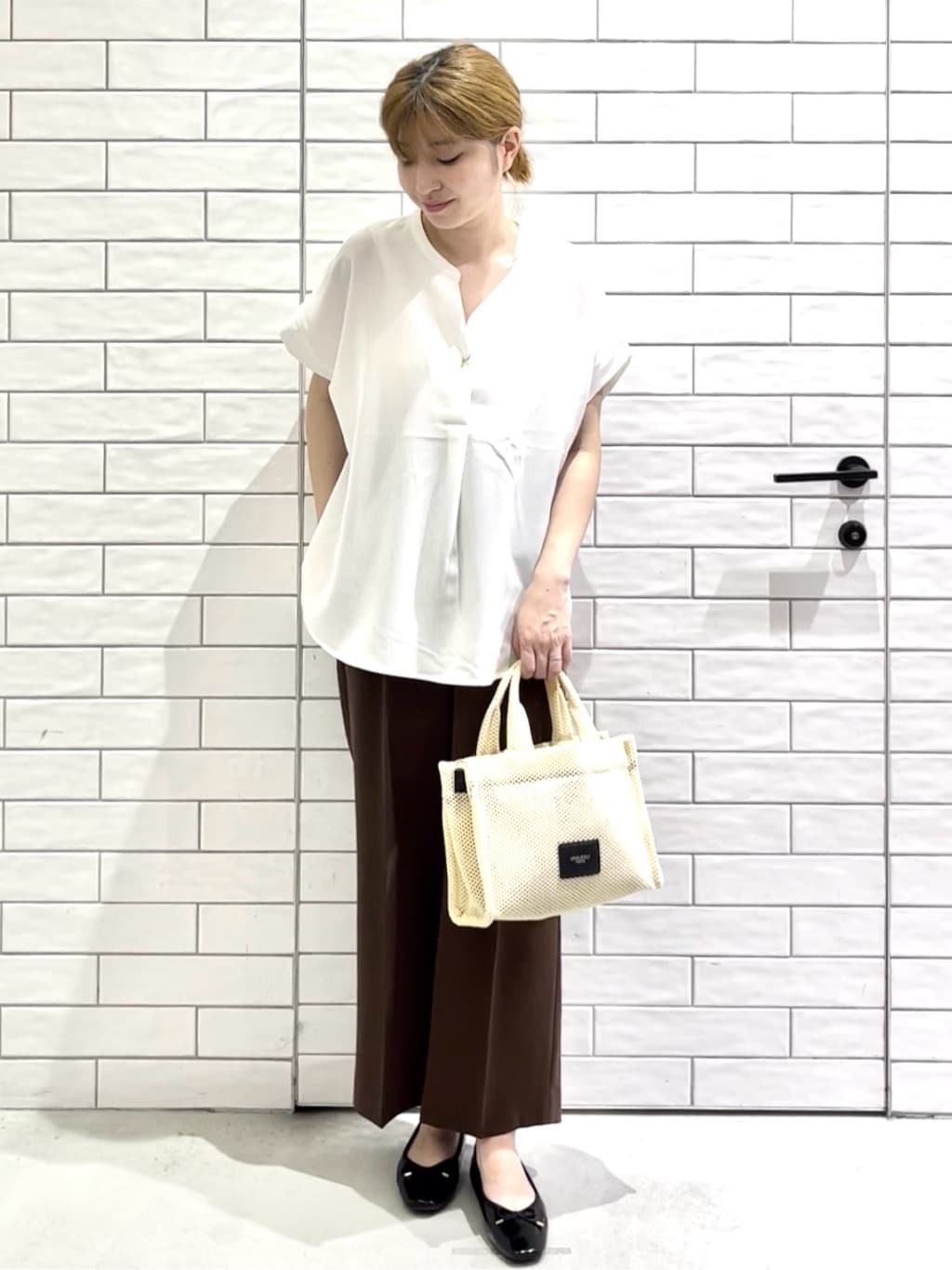 しおりさんの「OPAQUE.CLIP｜《7色展開／SS-LLサイズ》ストレッチスキッパーブラウス／セットアップ対応【洗濯機洗い可／防シワ】」を使ったコーディネート