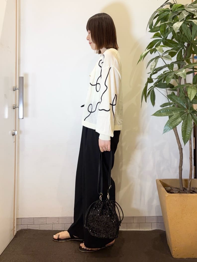 宗形さんの「SHOO･LA･RUE｜【着丈選べる】触れる度ひんやり ゆるきれい イージーワイドパンツ」を使ったコーディネート