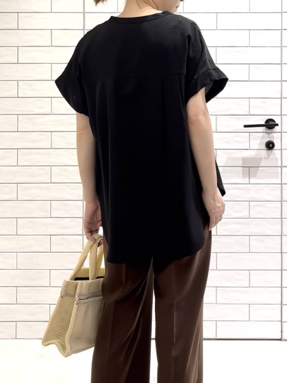 しおりさんの「OPAQUE.CLIP｜《7色展開／SS-LLサイズ》ストレッチスキッパーブラウス／セットアップ対応【洗濯機洗い可／防シワ】」を使ったコーディネート