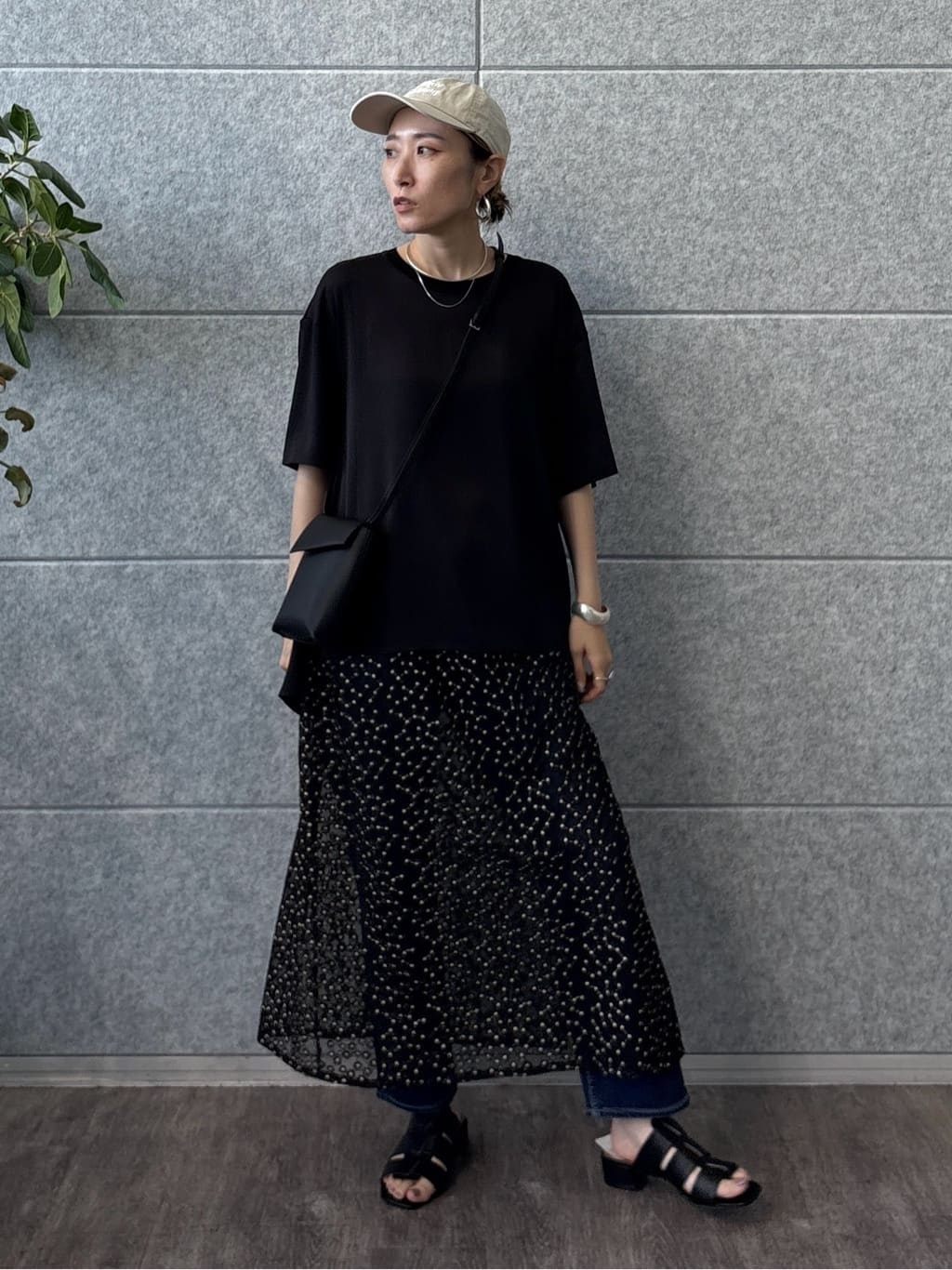 kotakiさんの「INDIVI｜【バックシャン】デザインTブラウス」を使ったコーディネート