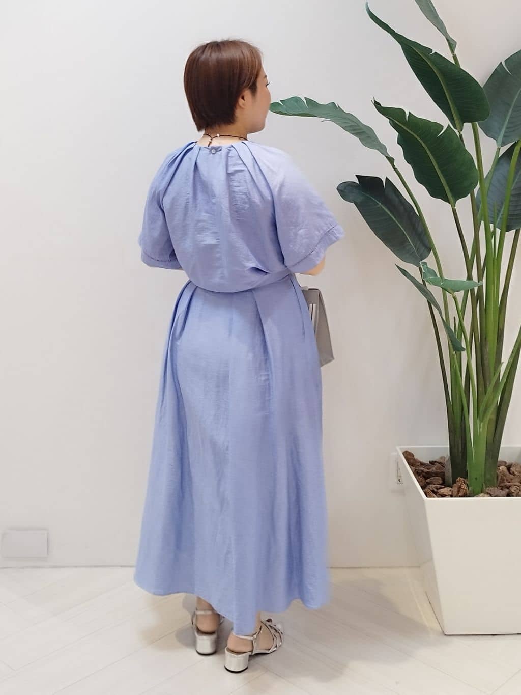 s u g iさんの「UNTITLED｜ビッグオーバルネックレス」を使ったコーディネート