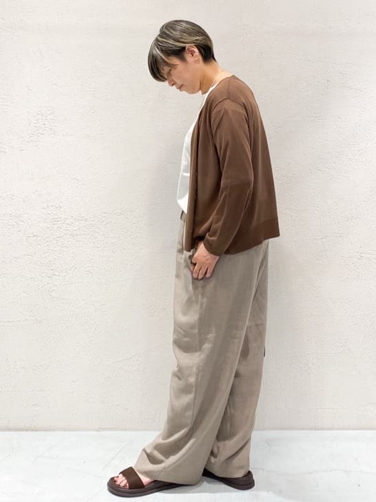 ばっちょさんの「grove｜◆【接触冷感/UVカットetc】夏に嬉しい機能付き！ベーシックショートカーディガン」を使ったコーディネート