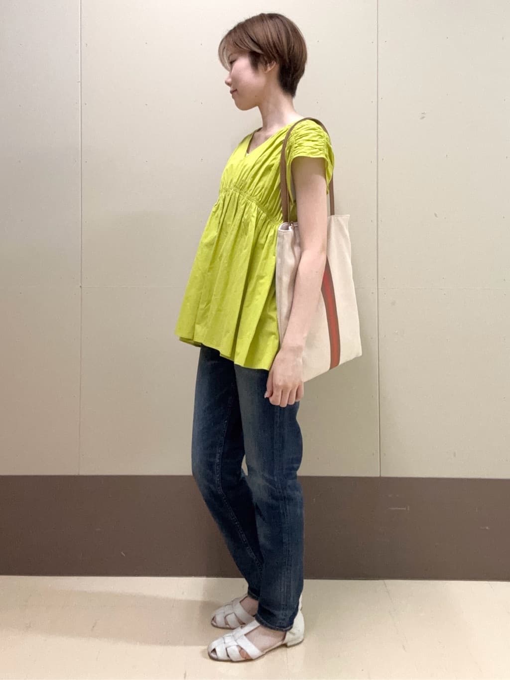mioさんの「UNTITLED｜【選べる3柄】フラットトートバッグ」を使ったコーディネート