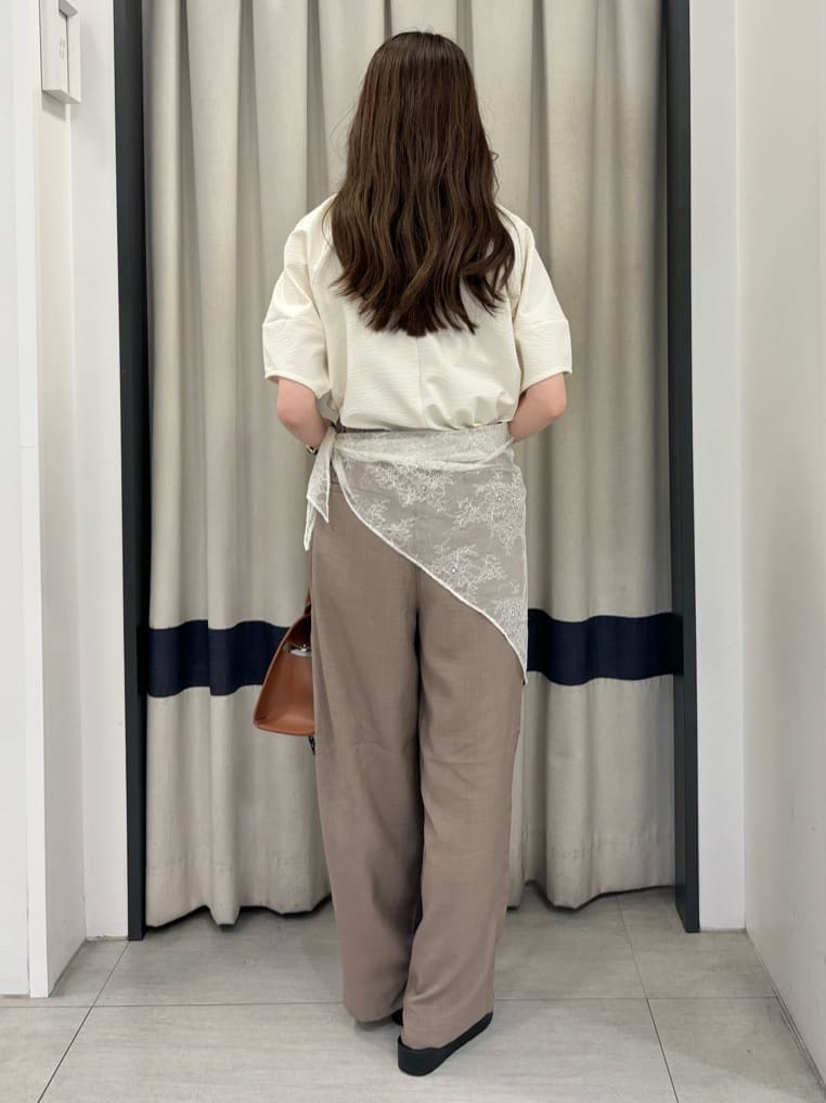 ainaさんの「grove｜ロープベルトで差がつく 洗練リラックスパンツ」を使ったコーディネート