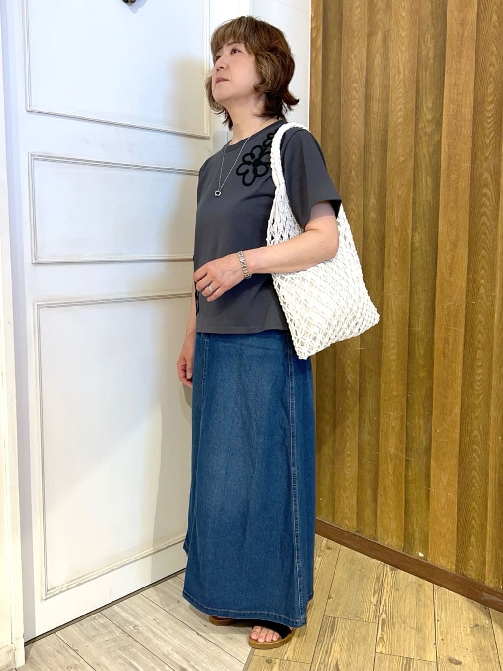 yuriyuriさんの「SHOO･LA･RUE｜【S-LL】コーデの主役になる コード刺繍デザインＴシャツ」を使ったコーディネート