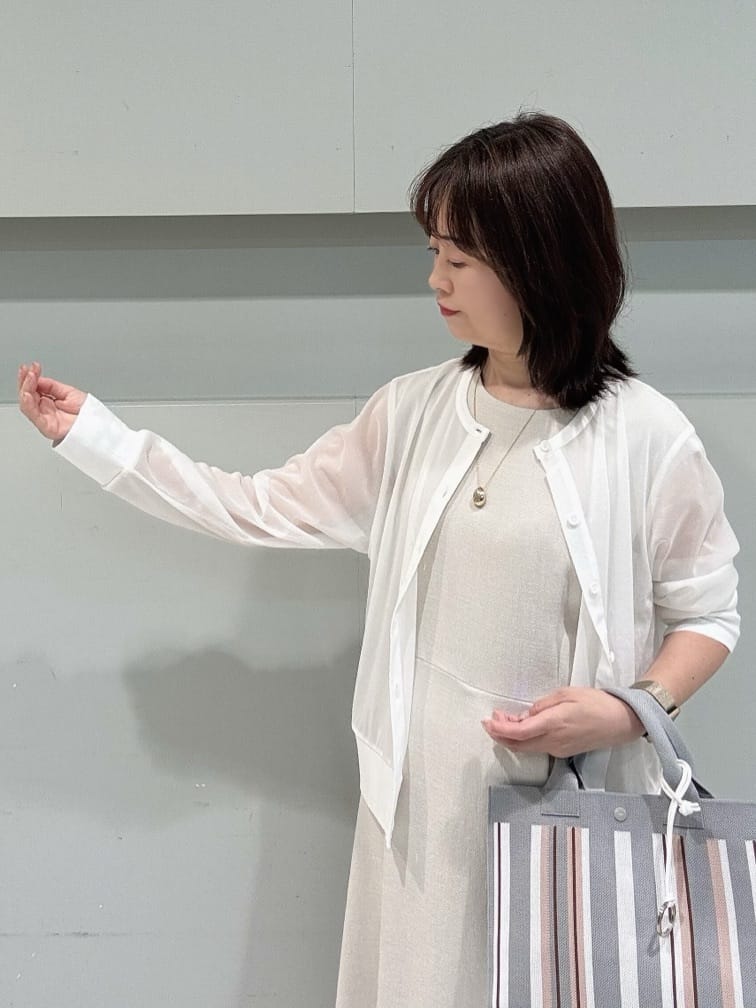 makiさんの「UNTITLED｜【手洗い可】マルチストライプニットバッグ」を使ったコーディネート