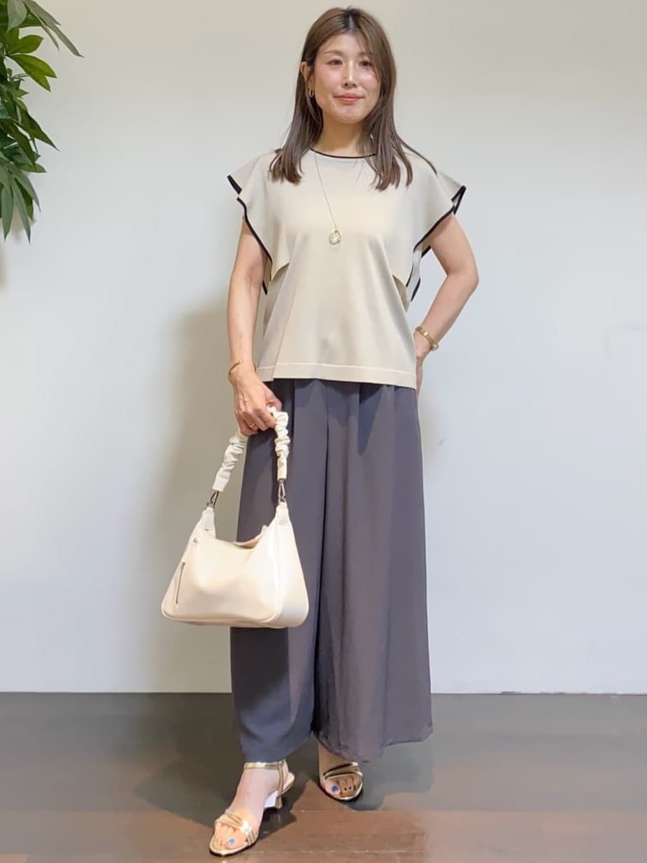 tomoさんの「UNTITLED｜【ステンレス】レイヤードチェーンネックレス」を使ったコーディネート