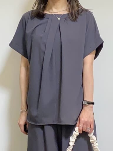 tomoさんの「UNTITLED｜【ステンレス】レイヤードチェーンネックレス」を使ったコーディネート