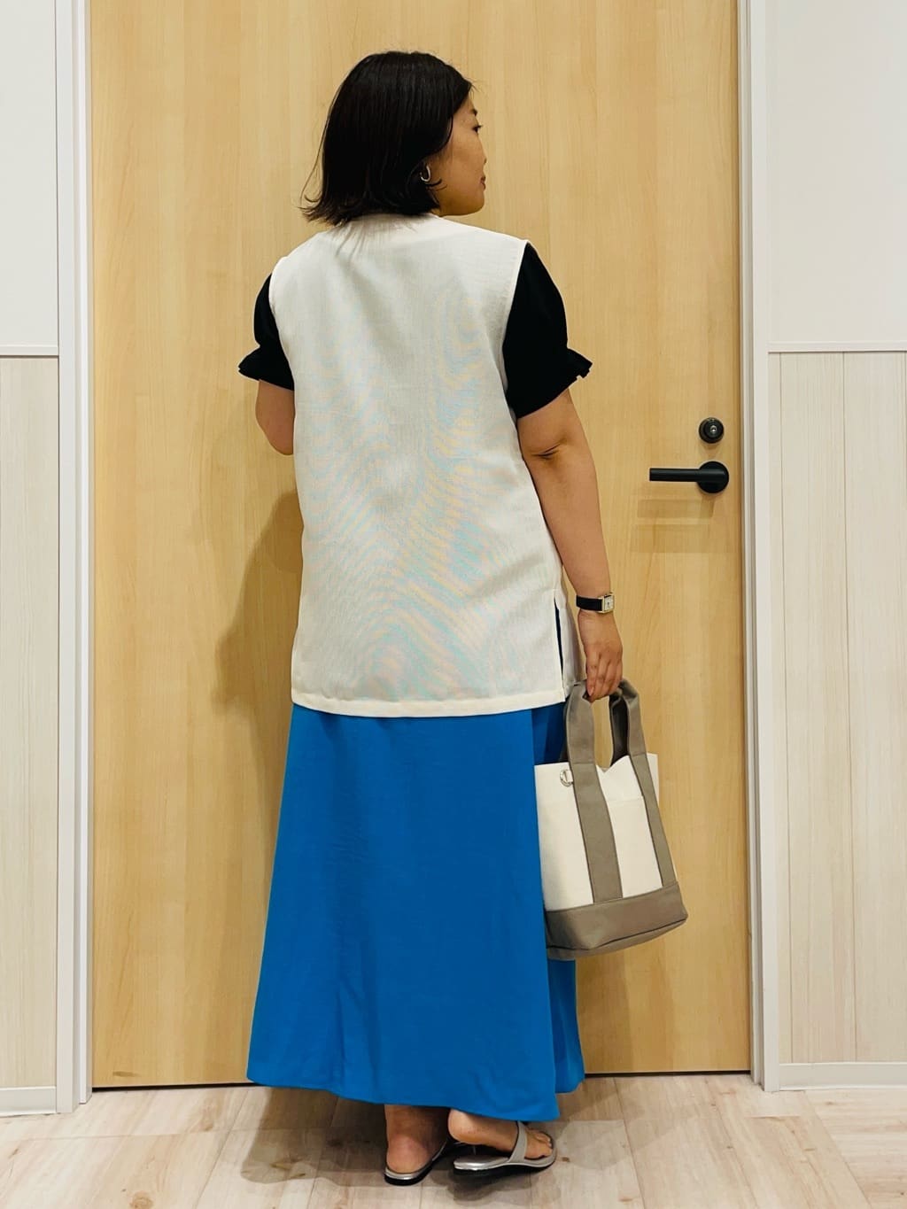 すーさんの「SHOO･LA･RUE｜【S-LL/UV/プチプラ】お袖タックで好印象 デザインTシャツ」を使ったコーディネート
