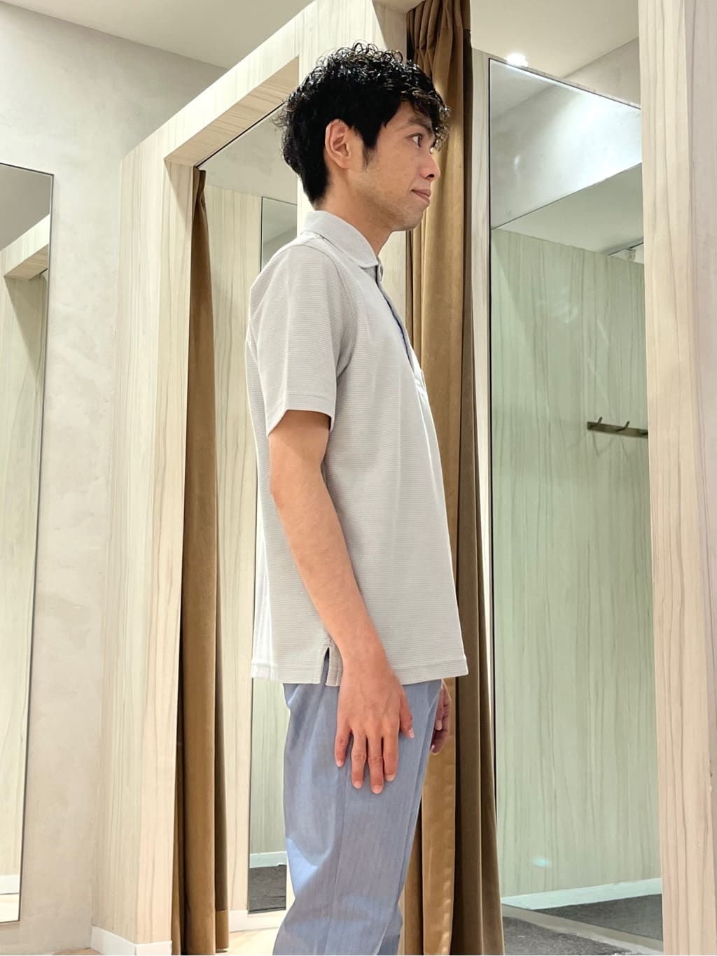 URAさんの「TAKEO KIKUCHI｜【抗菌防臭／9色5サイズ展開】ハニカムメランジ ポロシャツ」を使ったコーディネート