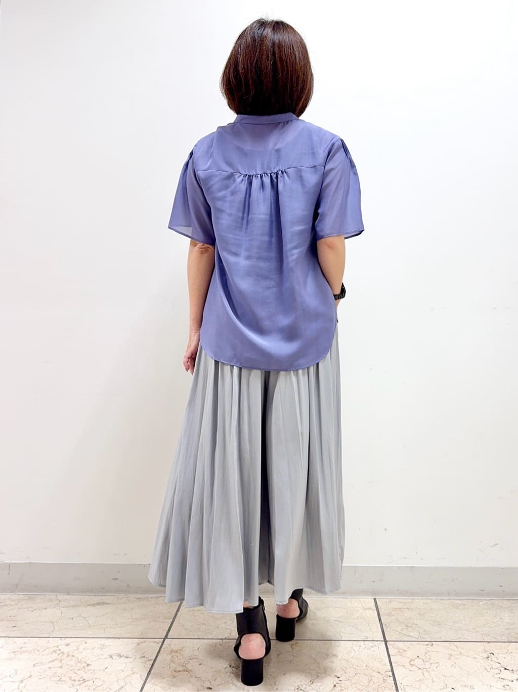 kaeさんの「Reflect｜【選べる5色◎／マシンウォッシュ可】シャーリングデザインブラウス」を使ったコーディネート