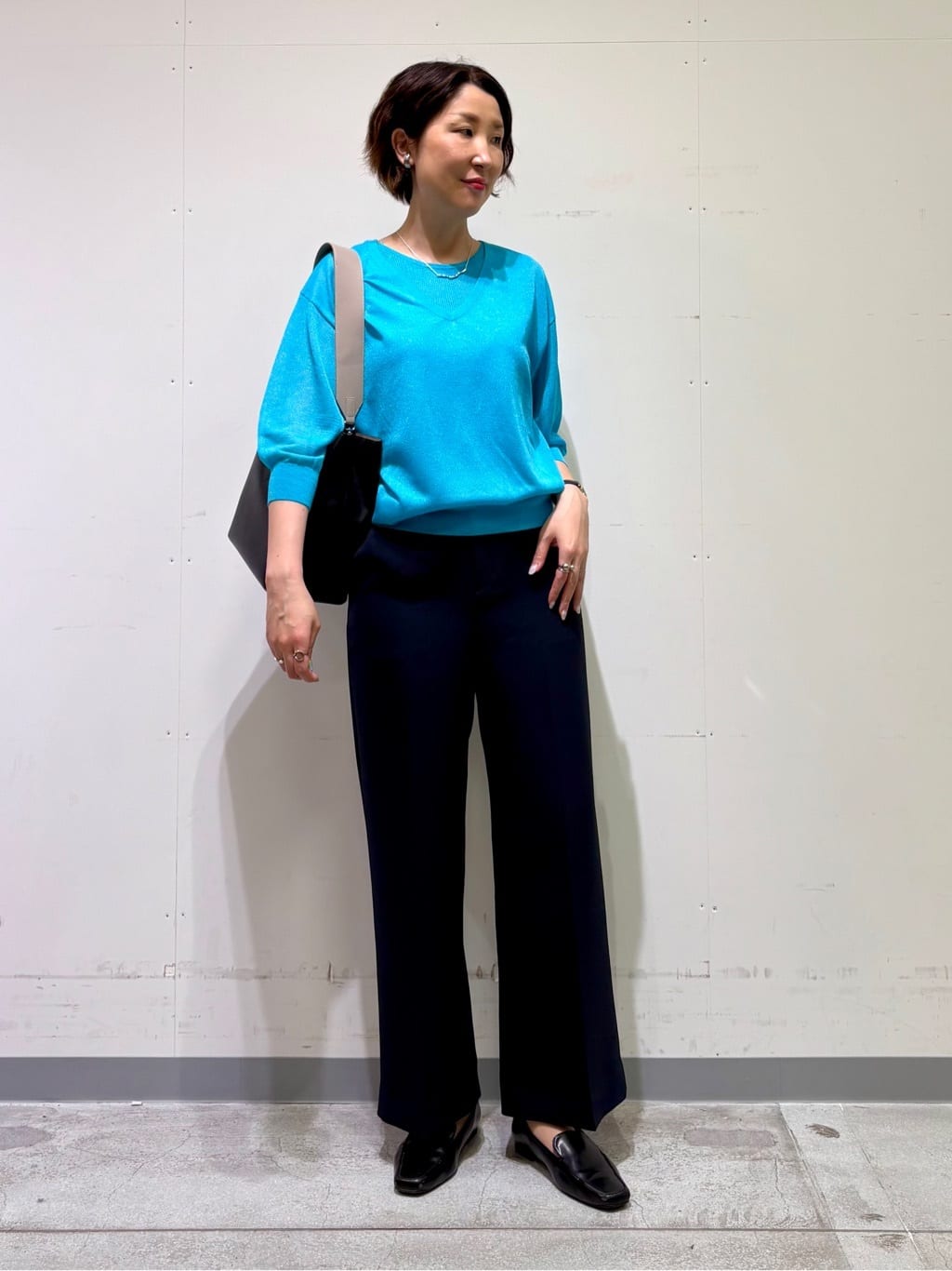 yuriさんの「INDIVI｜【洗える／UVケア／SETUP可能】ウール調ワイドパンツ」を使ったコーディネート