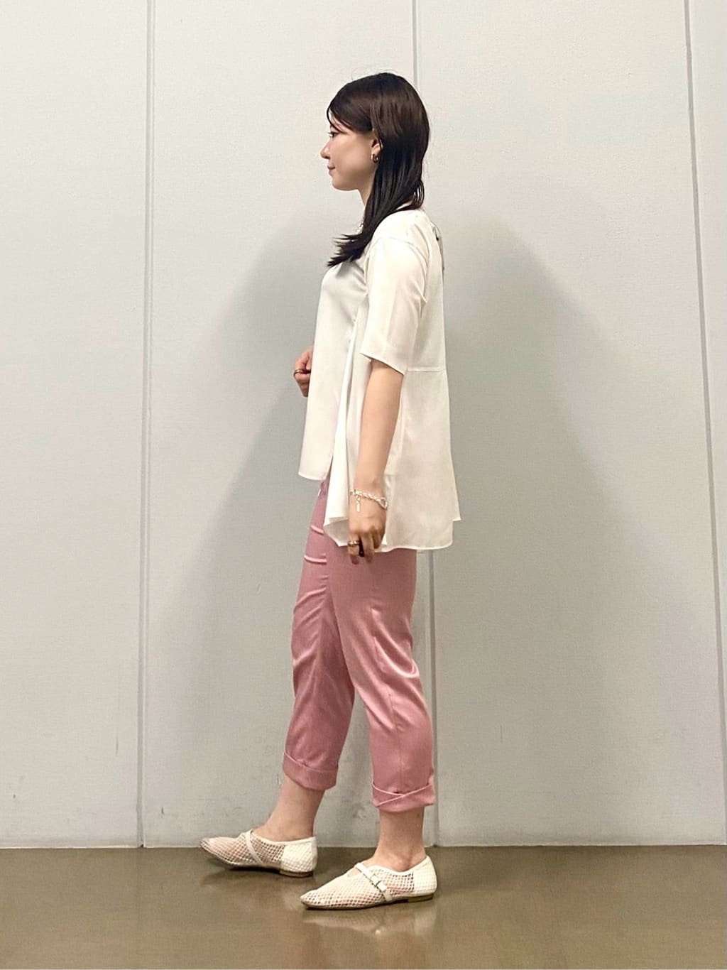 misakiさんの「INDIVI｜【バックシャン】デザインTブラウス」を使ったコーディネート