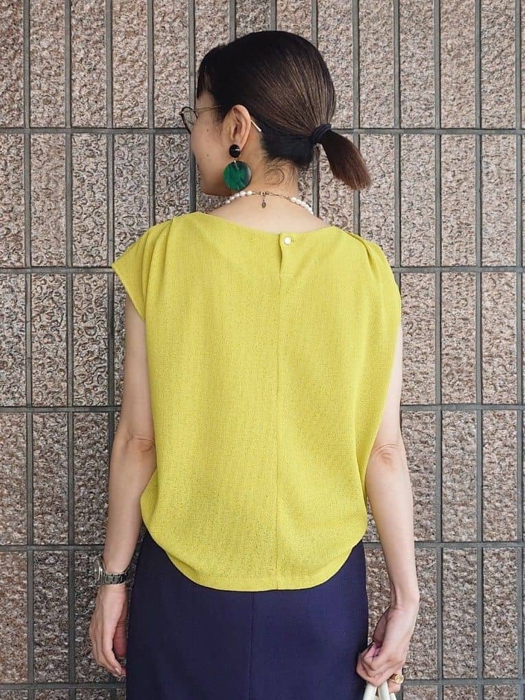 MUTSUKOさんの「UNTITLED｜【ジャージ素材】インナードッキングシアーカットソー」を使ったコーディネート