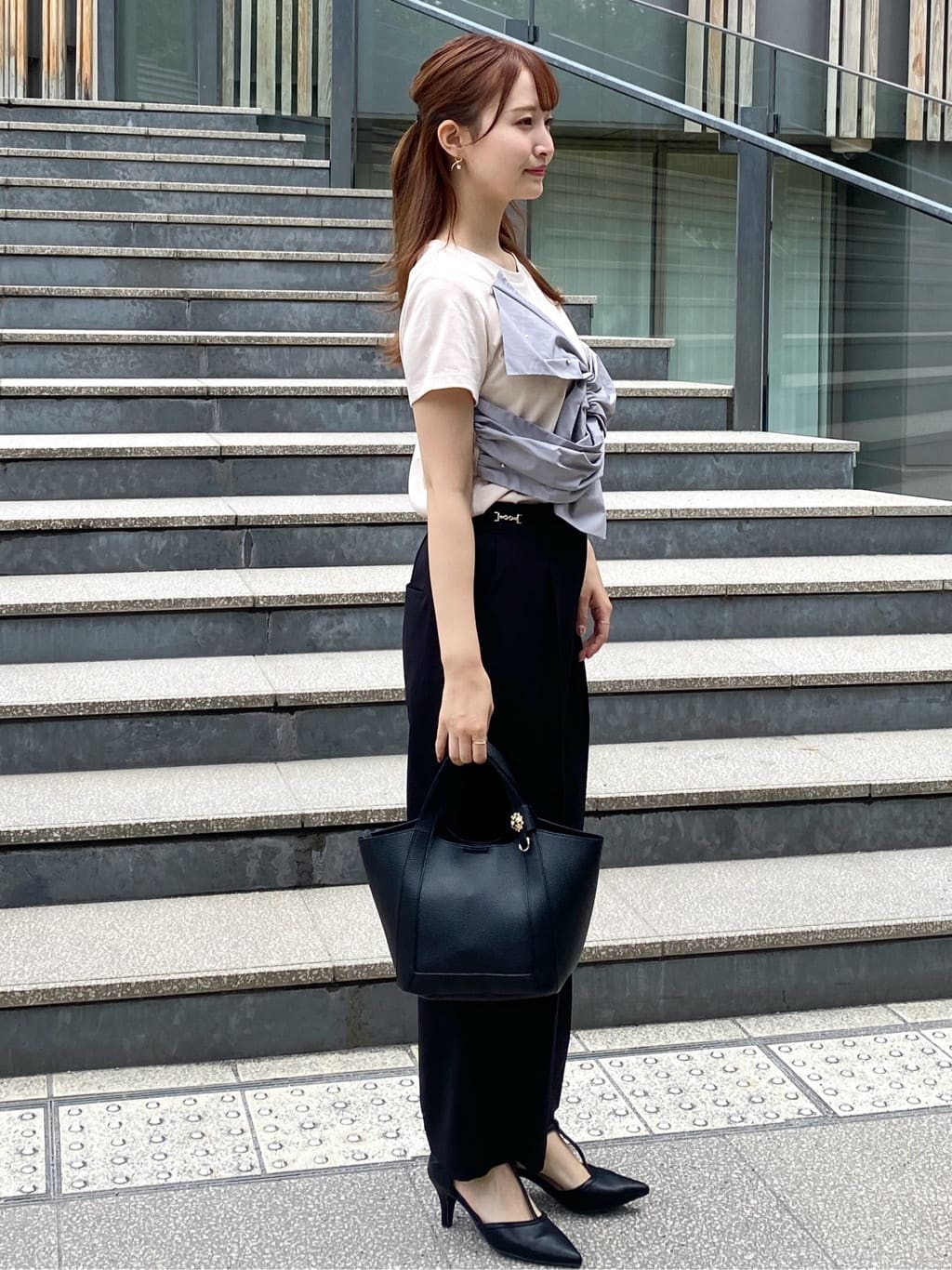 みさかさんの「index｜パール調アシメドッキングTシャツ【洗える／接触冷感】」を使ったコーディネート
