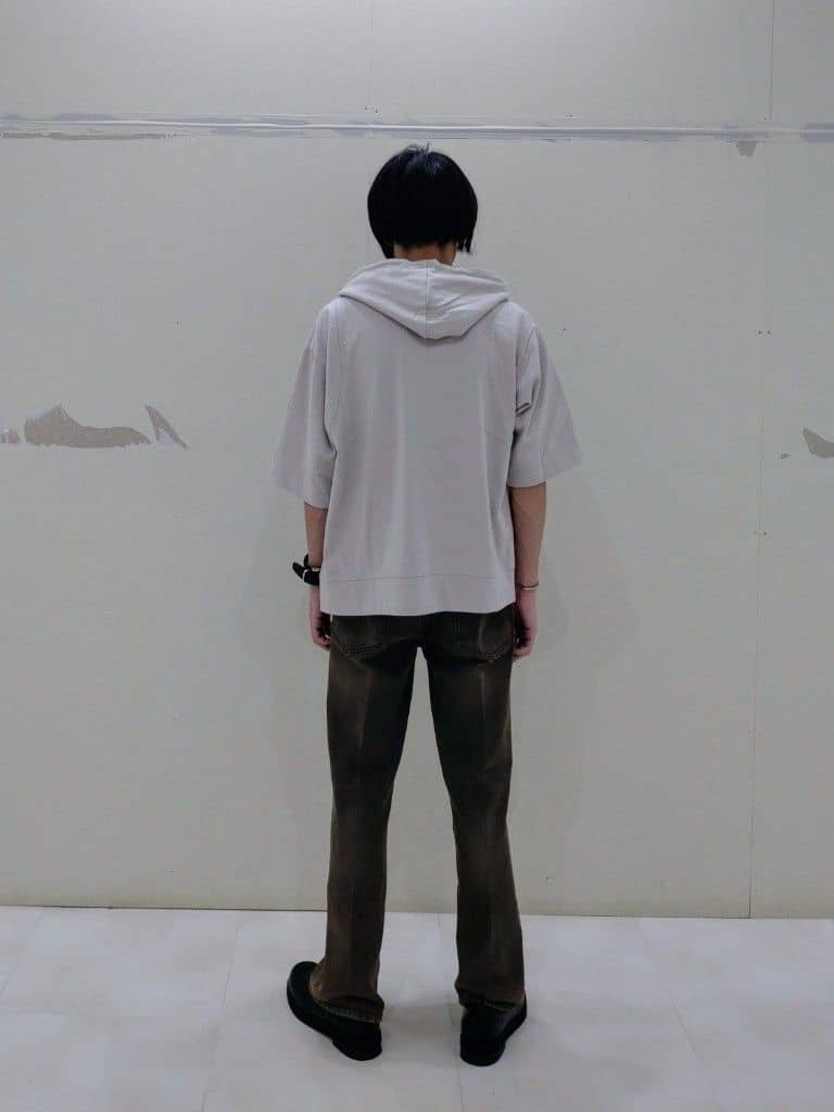 KENさんの「tk.TAKEO KIKUCHI｜スタッズ ダブルZIPパーカ」を使ったコーディネート