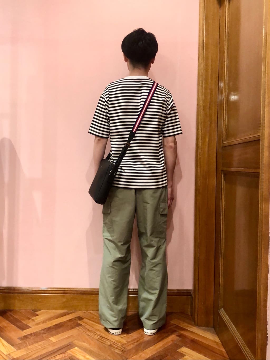 OKJさんの「DRESSTERIOR｜【撥水仕様】シュリンクレザー ショルダーバッグ」を使ったコーディネート