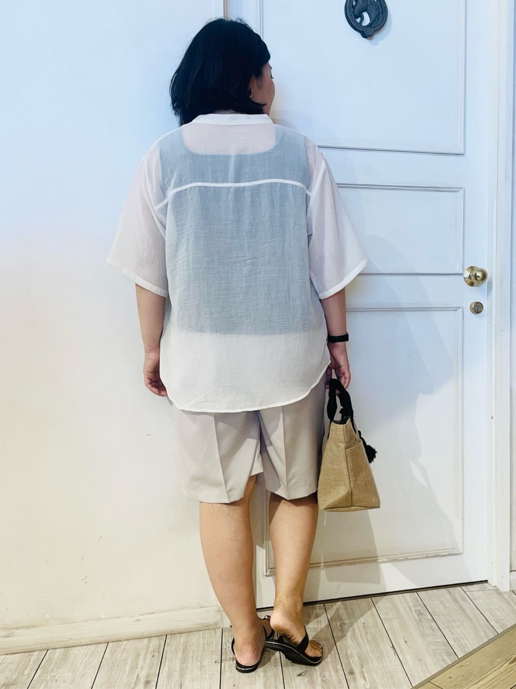 すーさんの「SHOO･LA･RUE｜◆【高レビュー】夏を彩る ジュートランチトートバッグ」を使ったコーディネート