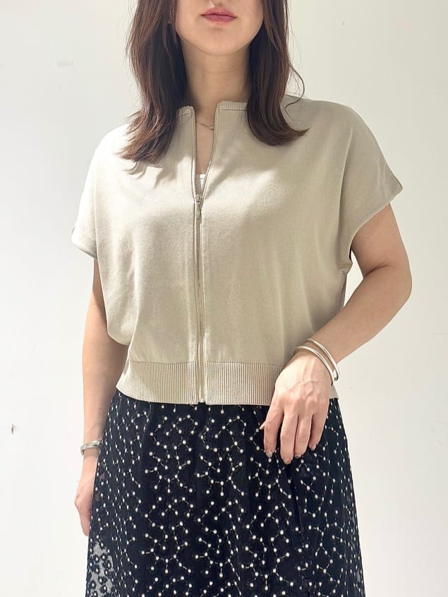 そんさんの「INDIVI｜【トレンド感◎】レイヤード レーススカート」を使ったコーディネート