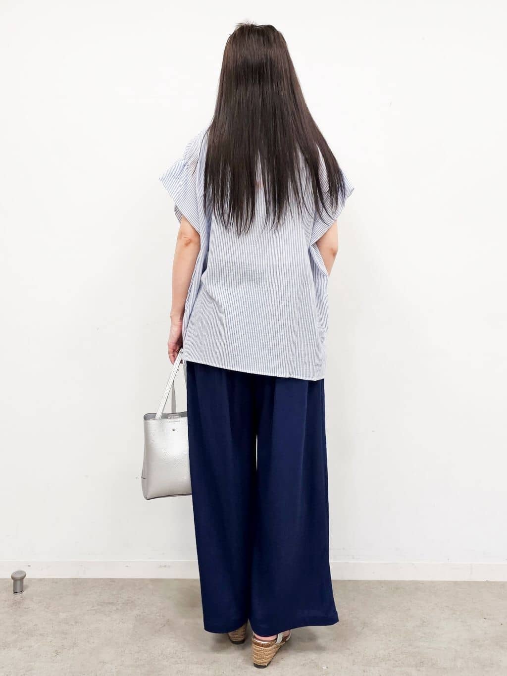 ゆゆさんの「SHOO･LA･RUE｜【S-LL】さらシャリコットン 上品なシアー感のデザインシャツ」を使ったコーディネート