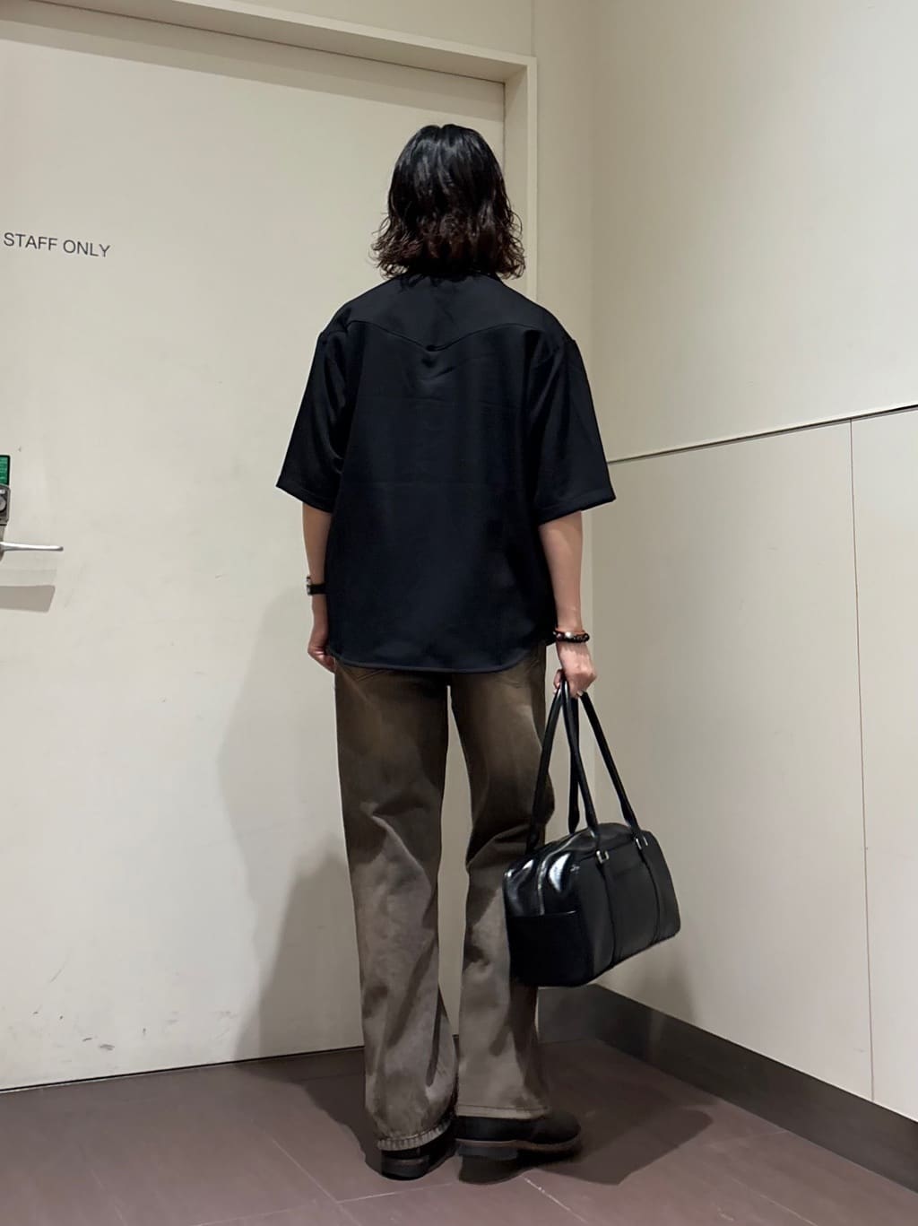 ナノシーさんの「tk.TAKEO KIKUCHI｜ウェスタンスタッズシャツ」を使ったコーディネート
