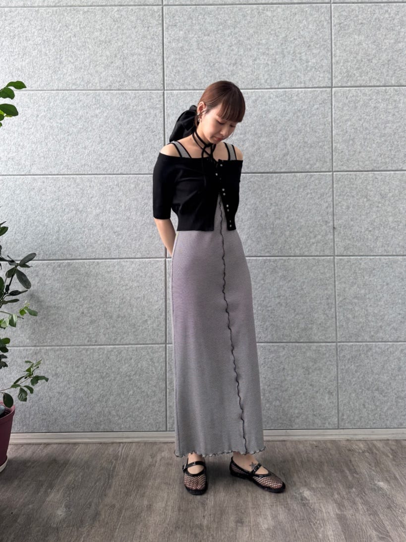 designer yukaさんの「CODE A｜design knit short cardigan」を使ったコーディネート