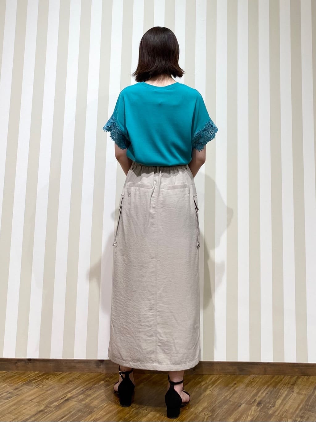 SAOさんの「SHOO･LA･RUE｜【S-LL/ひんやり/UV/】大人上品な お袖レースニット」を使ったコーディネート