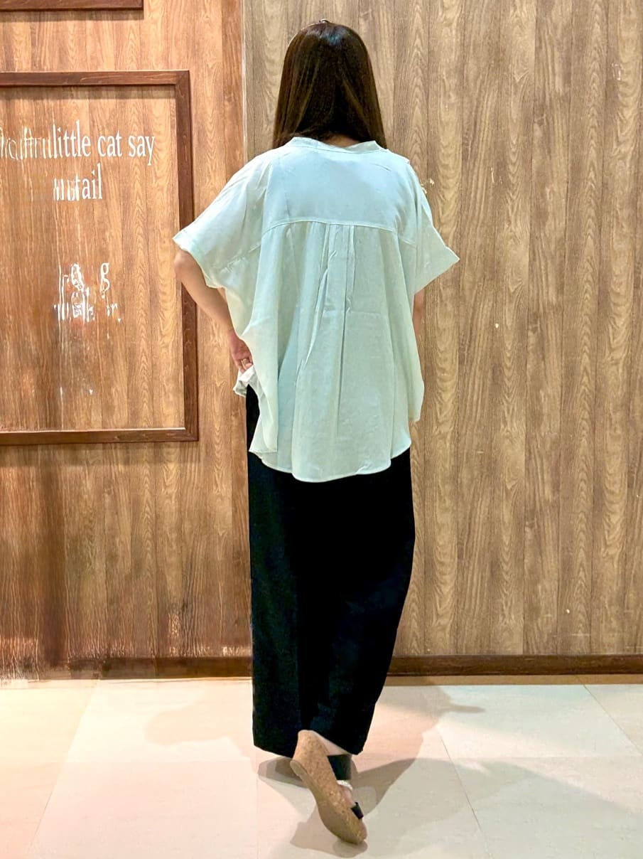 znまるさんの「SHOO･LA･RUE｜」を使ったコーディネート