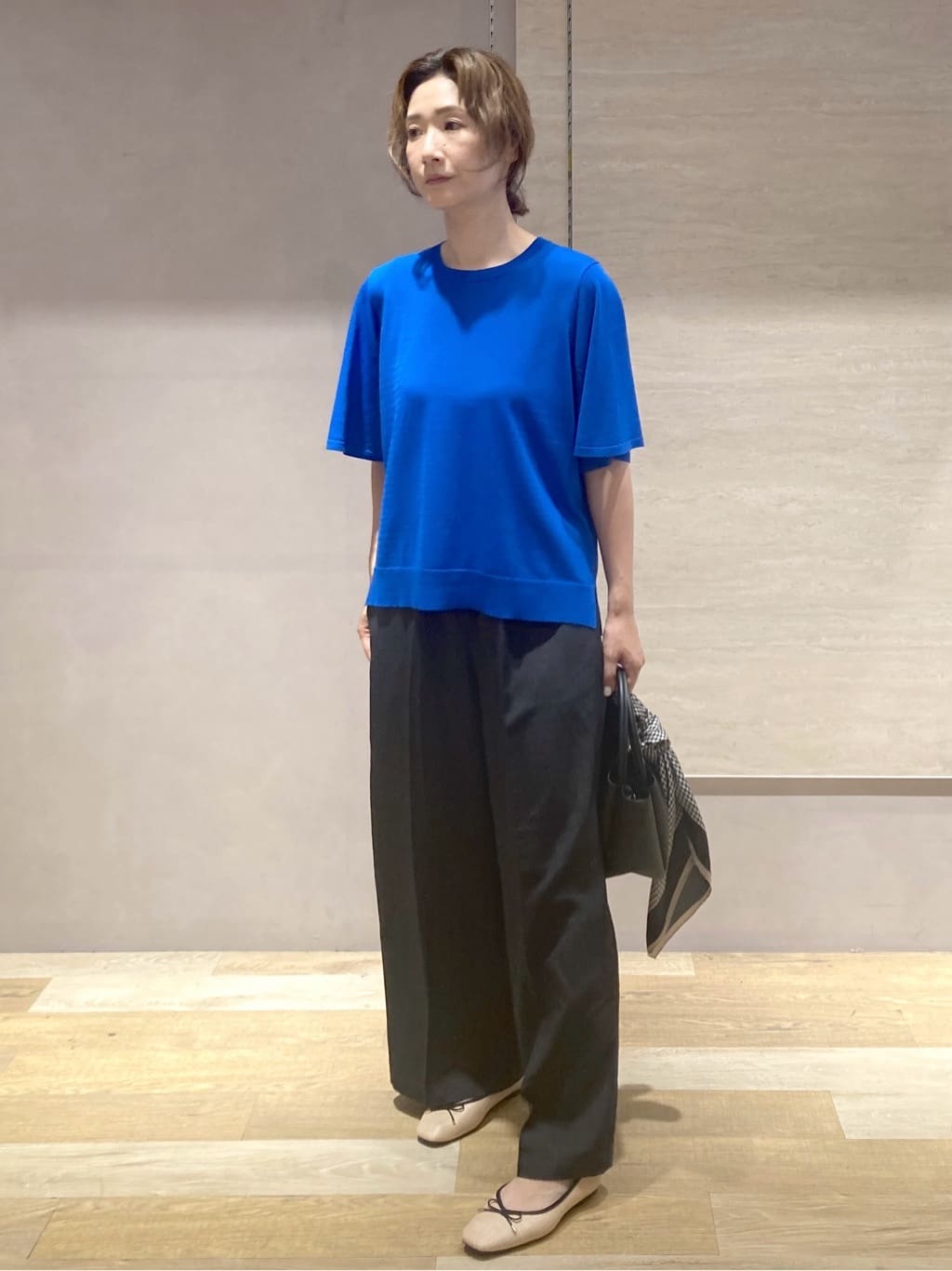 たけねぇさんの「OPAQUE.CLIP｜ウエストサテン使いイージーワイドパンツ【洗濯機洗い可】」を使ったコーディネート