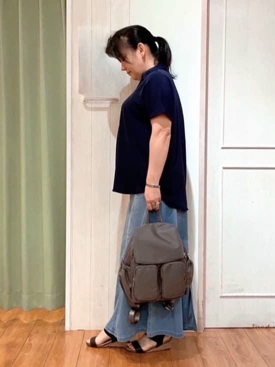 ke-yさんの「SHOO･LA･RUE｜【洗える/S-LL/プチプラ】さらっとすっきりきれい見え スキッパーブラウス」を使ったコーディネート