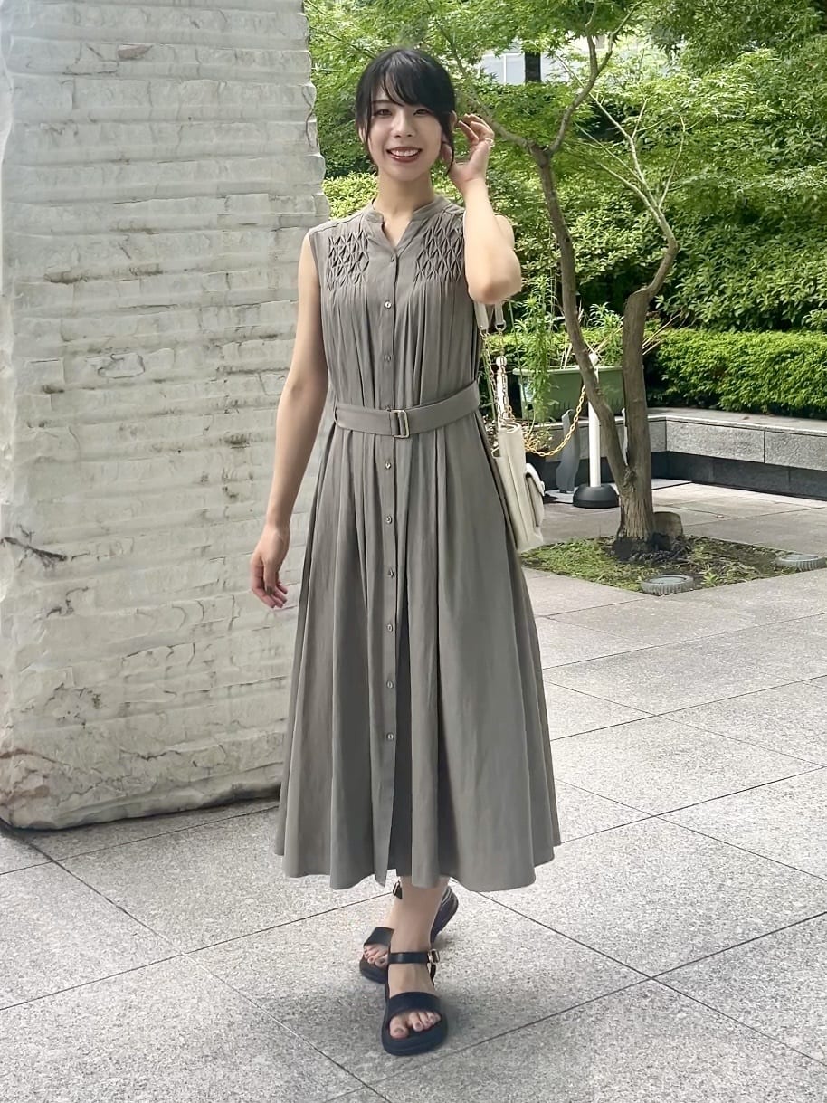 cotaniさんの「grove｜履き心地◎！フットベッドサンダル」を使ったコーディネート