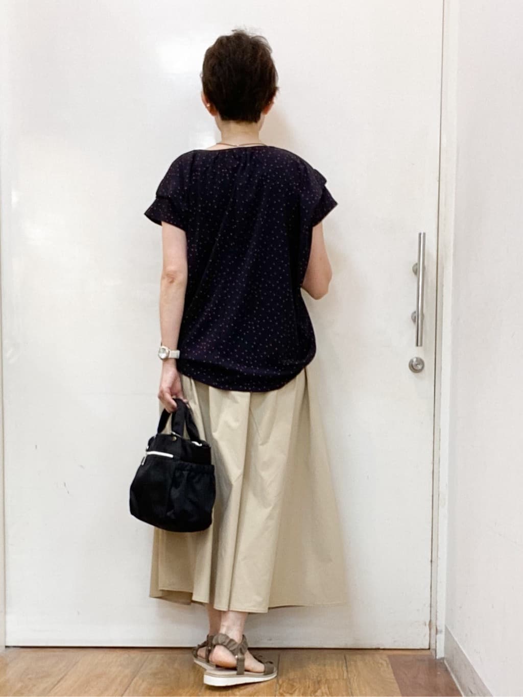 みぃさんの「SHOO･LA･RUE｜【S-LL/ひんやり】きちんと見えで好印象 ドット柄デザイントップス」を使ったコーディネート