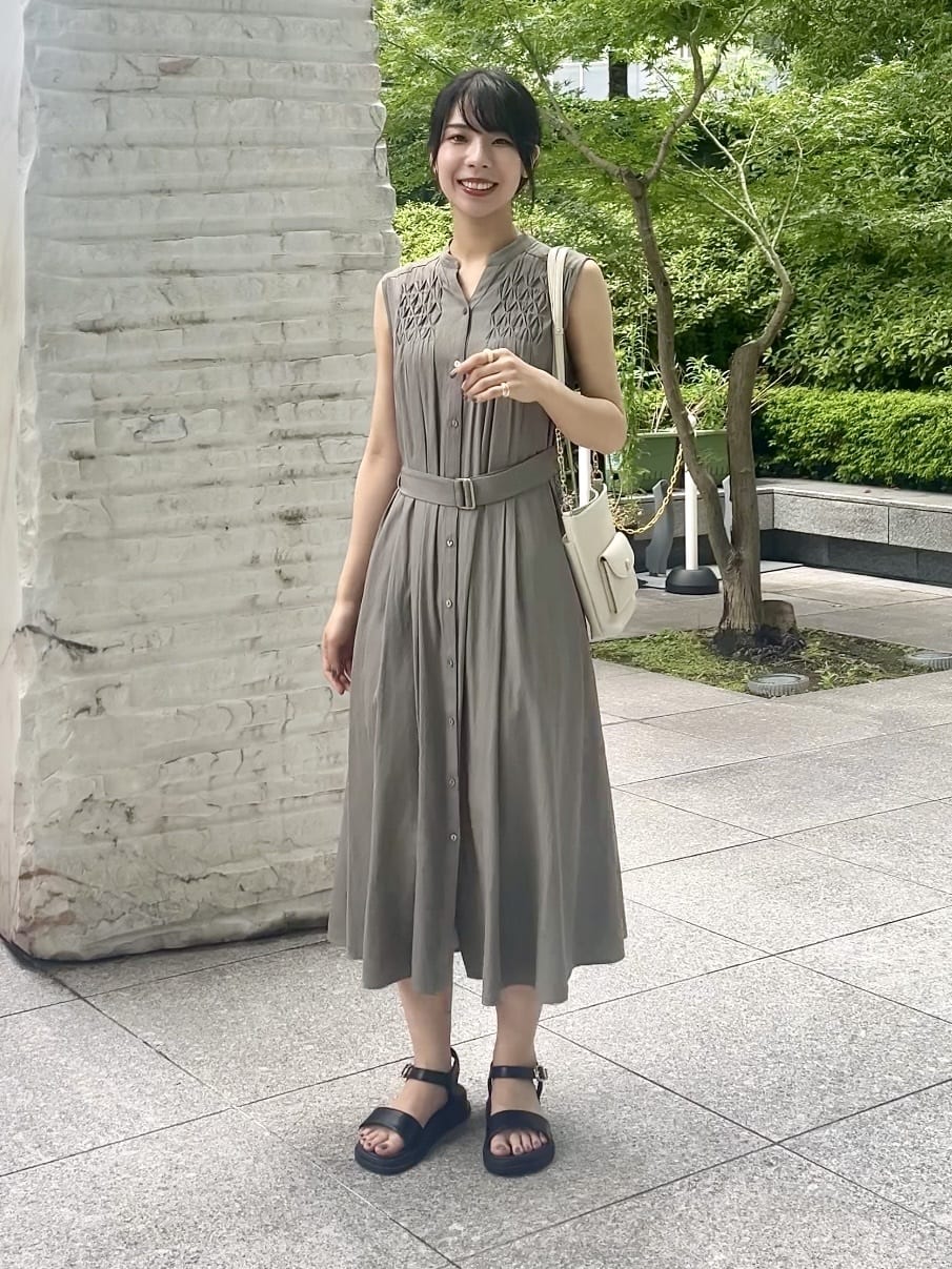 cotaniさんの「grove｜履き心地◎！フットベッドサンダル」を使ったコーディネート