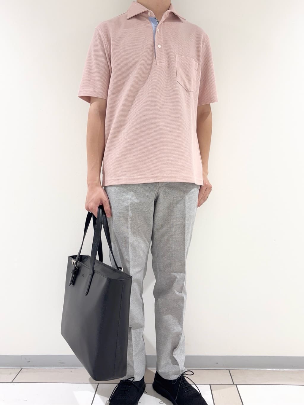 及川さんの「TAKEO KIKUCHI｜【抗菌防臭／9色5サイズ展開】ハニカムメランジ ポロシャツ」を使ったコーディネート