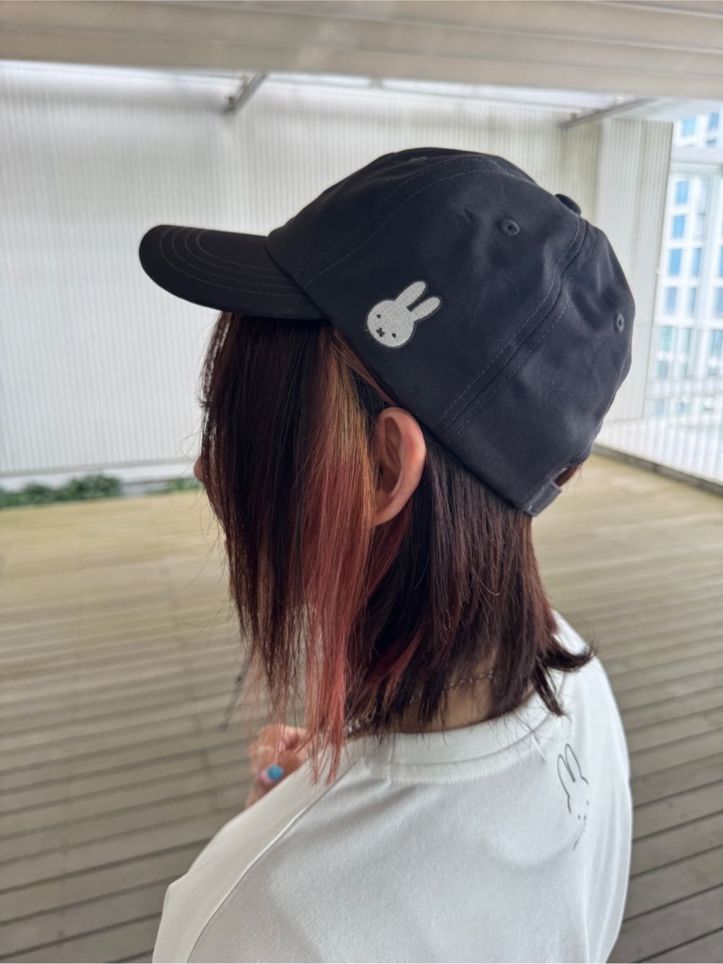 𝐜𝐡𝐢𝐤𝐚さんの「SHOO･LA･RUE｜【miffy】グラフィックTシャツ」を使ったコーディネート