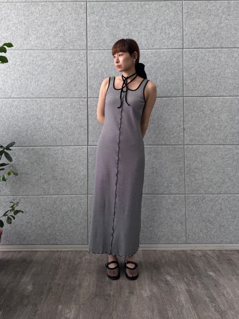 designer yukaさんの「CODE A｜design knit short cardigan」を使ったコーディネート