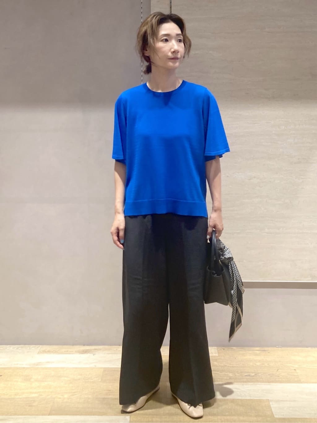 たけねぇさんの「OPAQUE.CLIP｜ウエストサテン使いイージーワイドパンツ【洗濯機洗い可】」を使ったコーディネート