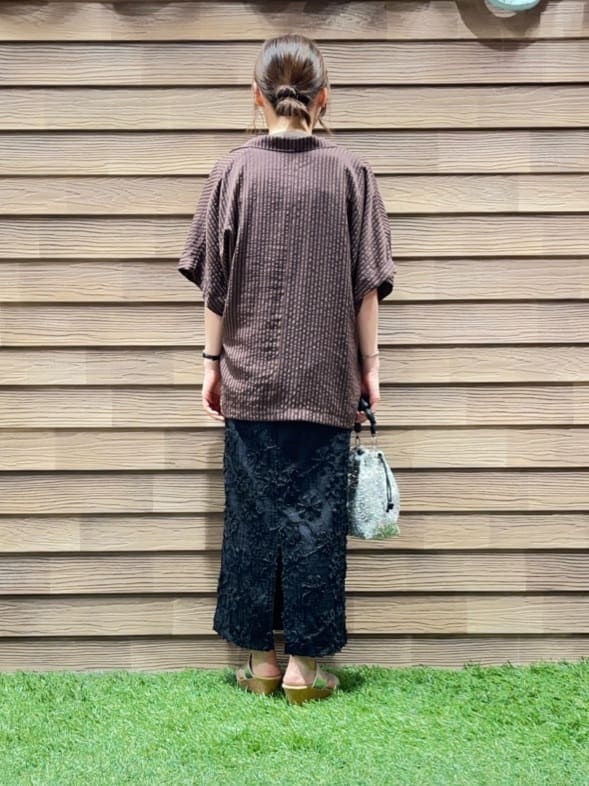 himiさんの「SHOO･LA･RUE｜【洗える/プチプラ】大人の抜け感をプラスする バンドカラーシャツ」を使ったコーディネート