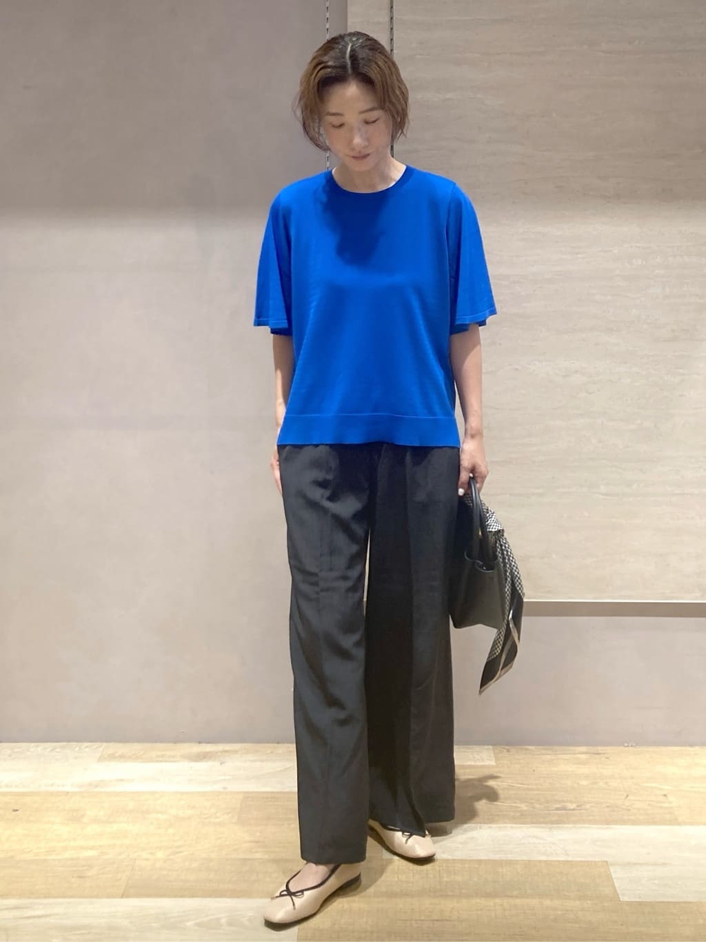 たけねぇさんの「OPAQUE.CLIP｜ウエストサテン使いイージーワイドパンツ【洗濯機洗い可】」を使ったコーディネート