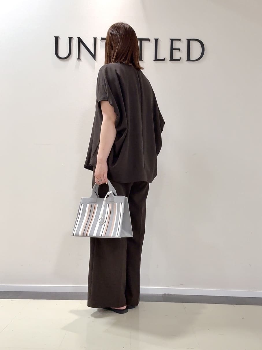 YUIさんの「UNTITLED｜【手洗い可】マルチストライプニットバッグ」を使ったコーディネート